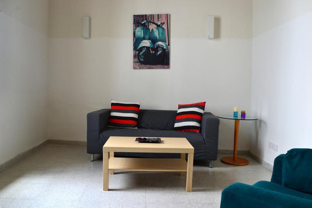 Chris House Villa Nikosia Bagian luar foto